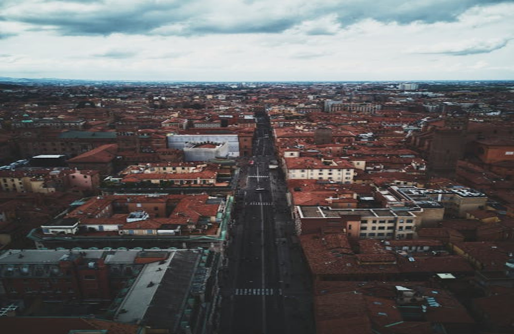 Wat te doen in Bologna: ontdek de stad van de torens en smaken