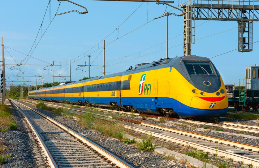 Wat kost een treinkaartje van Rome naar Napels met de Frecciarossa in de zomer van 2026